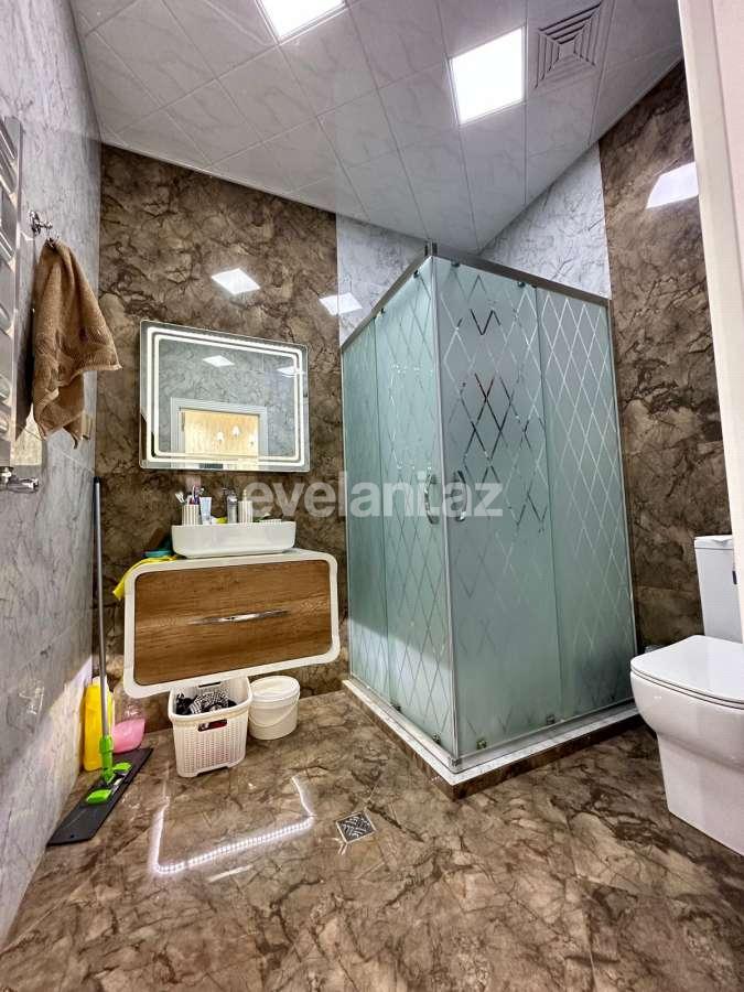 Satılır, yeni tikili, 4 otaqlı, 136 m², Bakı, Nizami r, Neftçilər m.