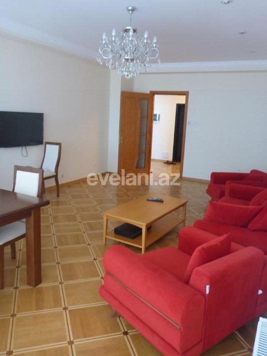 Kirayə verilir, yeni tikili, 3 otaqlı, 134 m², Bakı, Xətai r, Şah İsmayıl Xətai m.