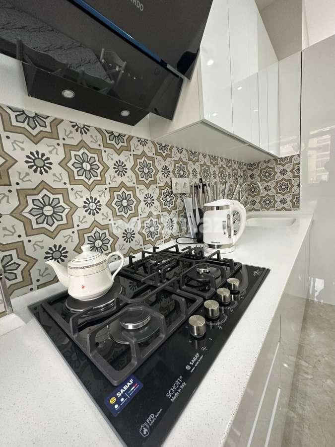 Kirayə verilir, yeni tikili, 2 otaqlı, 88 m², Bakı, Nəsimi r, 28 may m.
