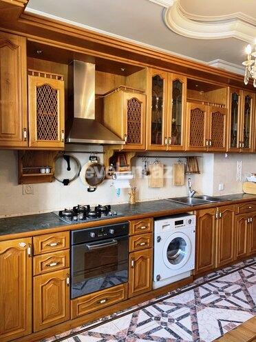 Rent, new building, 4 room, 209 m², Baku, Nasimi r, 28 may m.