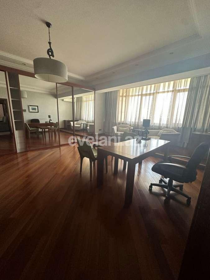 Rent, office, 7 room, 400 m², Baku, Yasamal r, Elmlar Akademiyası m.