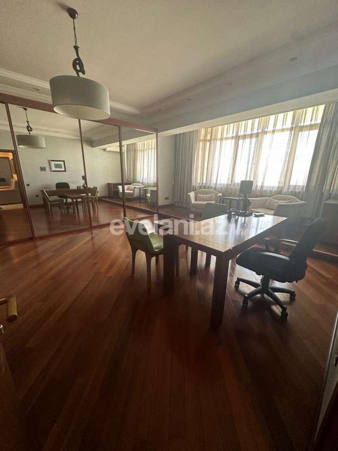 Rent, office, 7 room, 400 m², Baku, Yasamal r, Elmlar Akademiyası m.