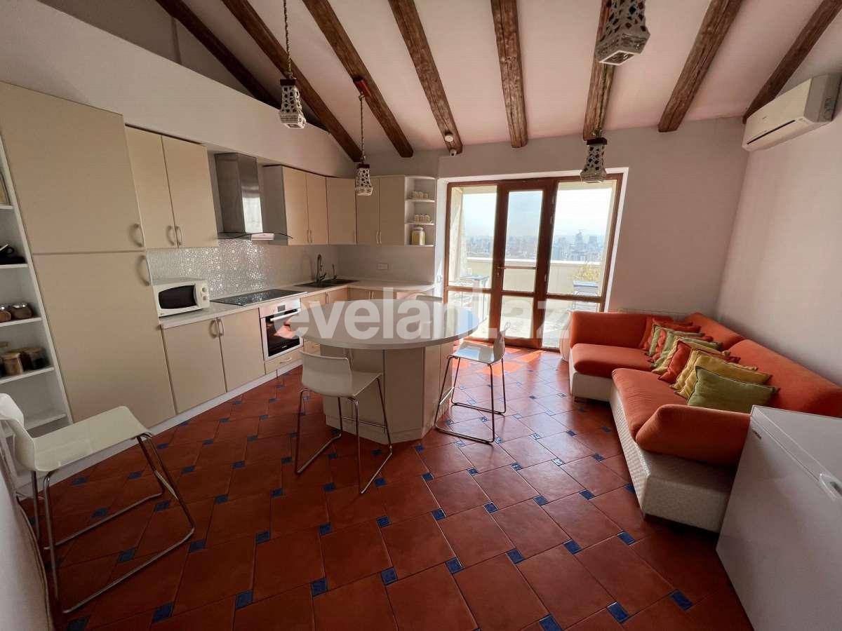 Rent, office, 7 room, 400 m², Baku, Yasamal r, Elmlar Akademiyası m.