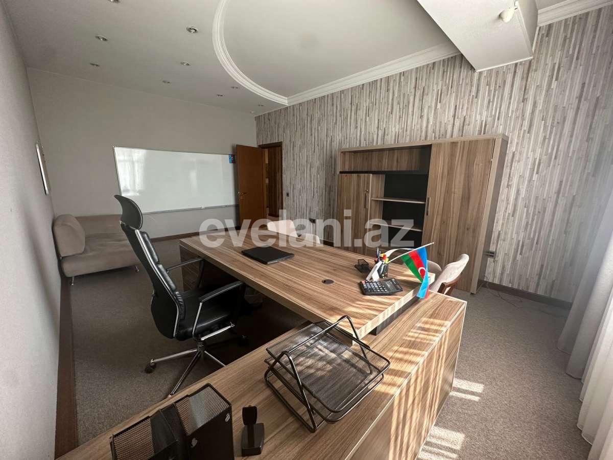 Rent, office, 7 room, 400 m², Baku, Yasamal r, Elmlar Akademiyası m.