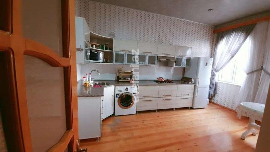 Satılır, həyət evi / bağ, 5 otaqlı, 300 m², Bakı, Suraxanı r, Bülbülə q, Qara Qarayev m.