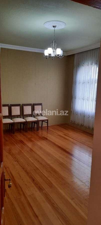 Satılır, həyət evi / bağ, 5 otaqlı, 300 m², Bakı, Suraxanı r, Bülbülə q, Qara Qarayev m.