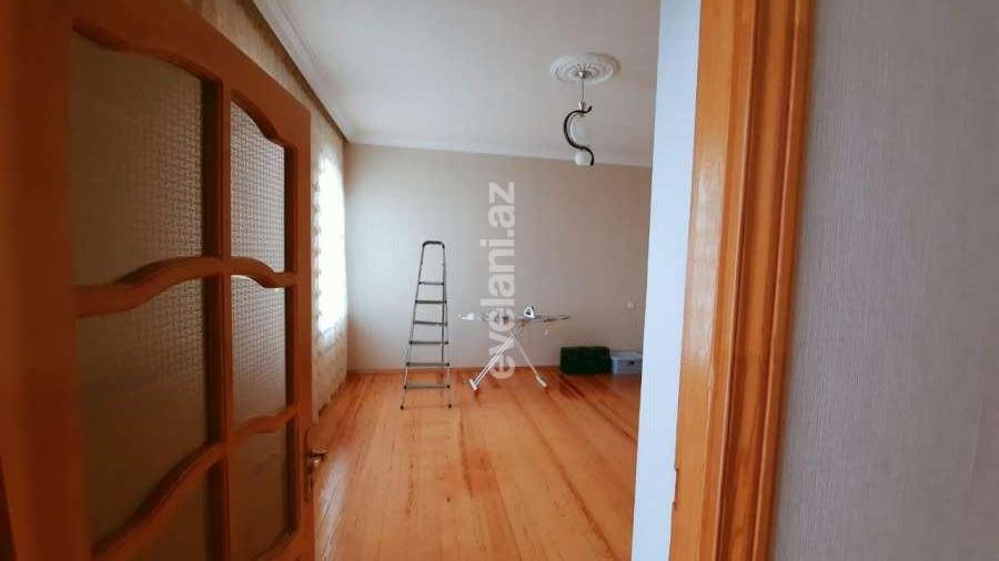 Satılır, həyət evi / bağ, 5 otaqlı, 300 m², Bakı, Suraxanı r, Bülbülə q, Qara Qarayev m.