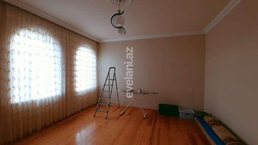 Satılır, həyət evi / bağ, 5 otaqlı, 300 m², Bakı, Suraxanı r, Bülbülə q, Qara Qarayev m.