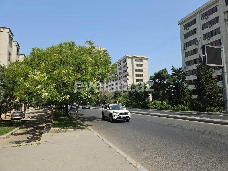 Sale, old building, 2 room, 80 m², Baku, Yasamal r.