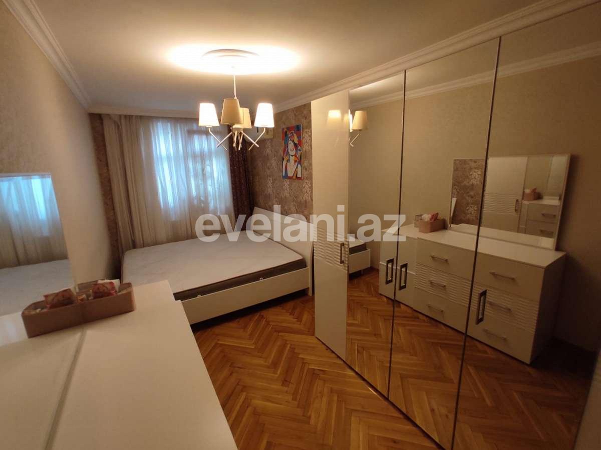 Sale, old building, 2 room, 80 m², Baku, Yasamal r.