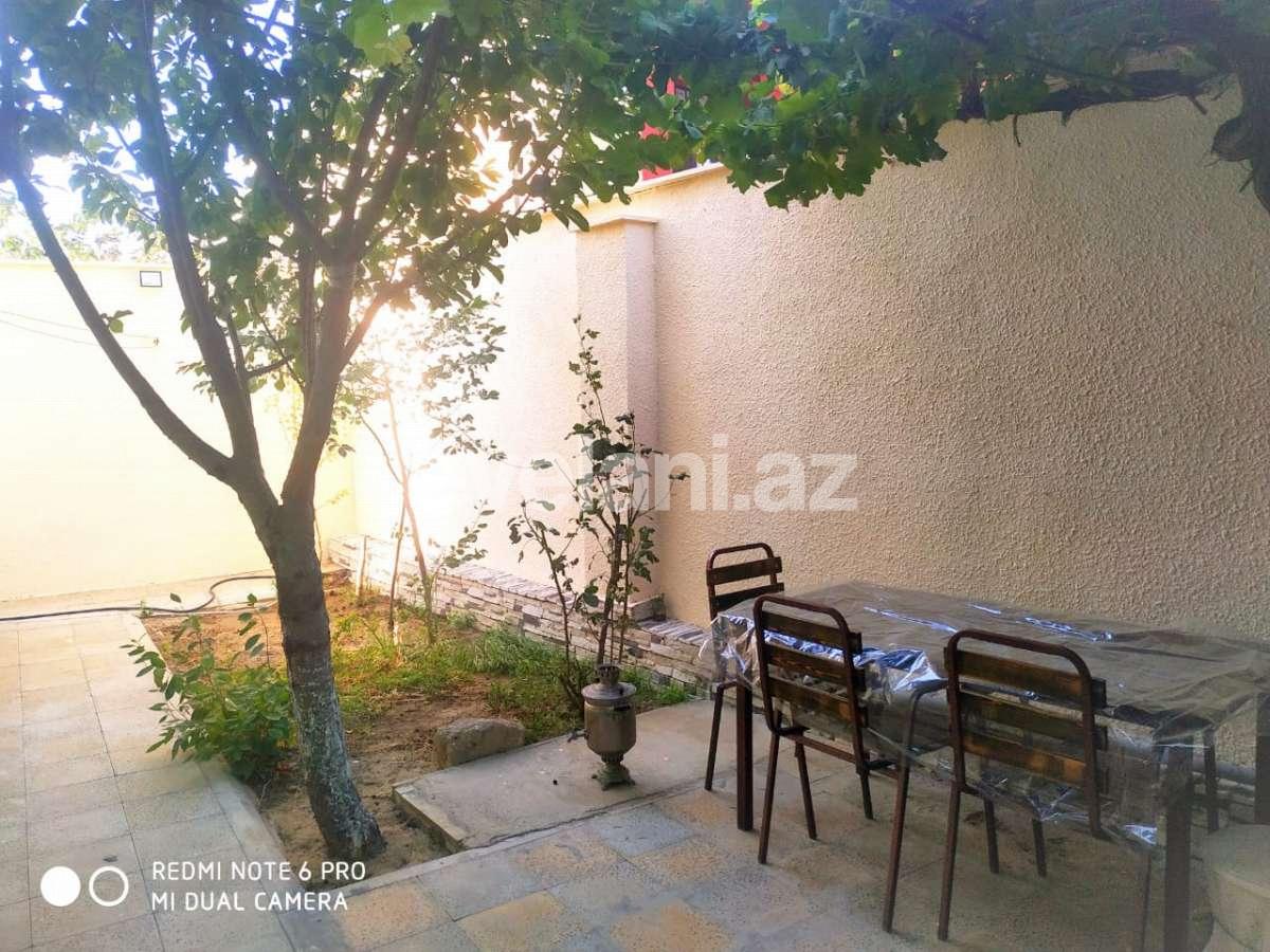 Satılır, həyət evi / bağ, 4 otaqlı, 240 m², Bakı, Suraxanı r, Qaraçuxur q.