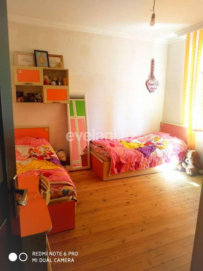 Satılır, həyət evi / bağ, 4 otaqlı, 240 m², Bakı, Suraxanı r, Qaraçuxur q.
