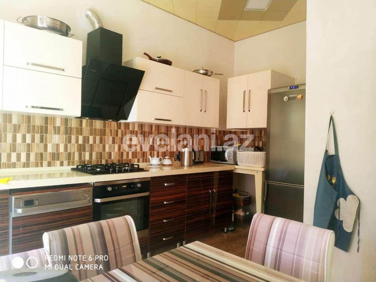 Satılır, həyət evi / bağ, 4 otaqlı, 240 m², Bakı, Suraxanı r, Qaraçuxur q.