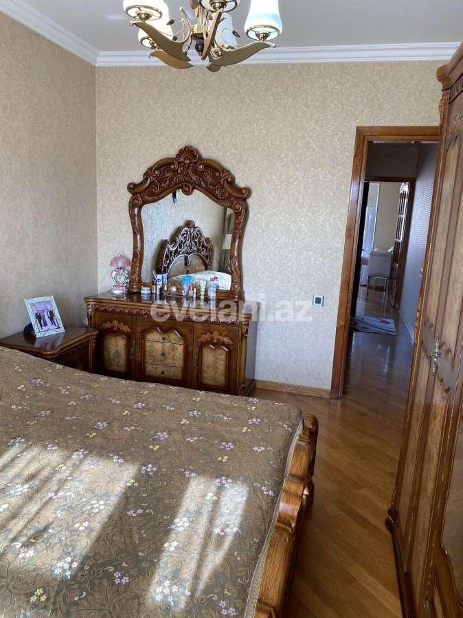 Satılır, köhnə tikili, 3 otaqlı, 80 m², Bakı, Nizami r, Neftçilər m.