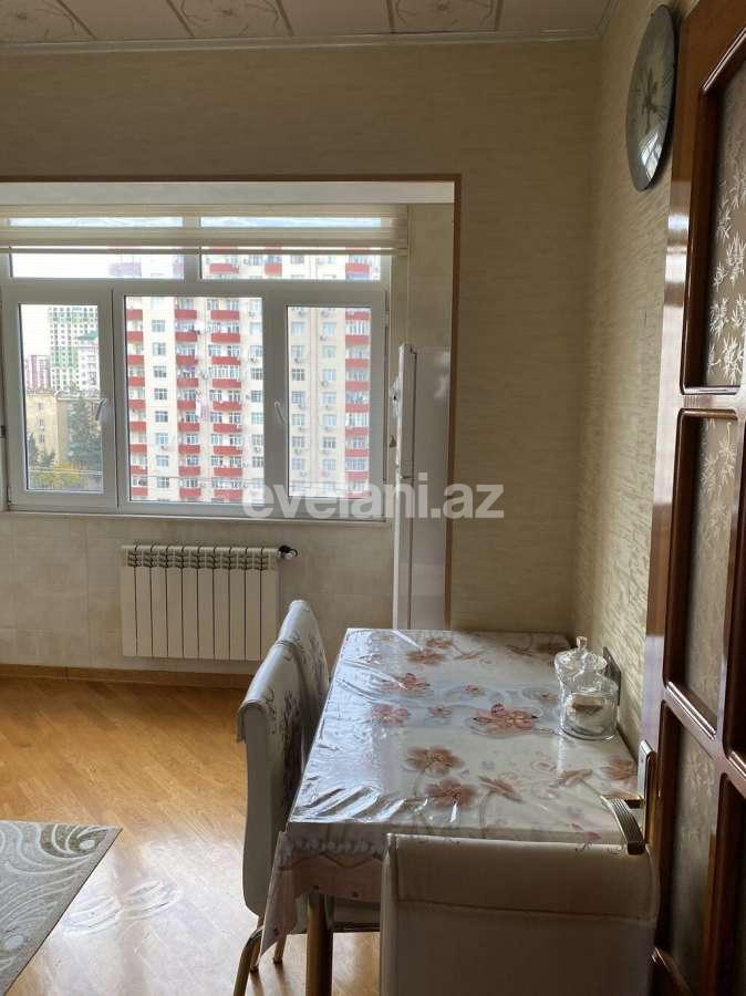 Satılır, köhnə tikili, 3 otaqlı, 80 m², Bakı, Nizami r, Neftçilər m.