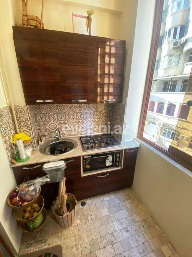 Satılır, yeni tikili, 4 otaqlı, 150 m², Bakı, Yasamal r, İnşaatçılar m.