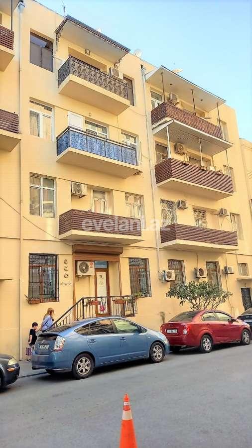 Sale, old building, 3 room, 110 m², Baku, Sabail r, Sahil m.