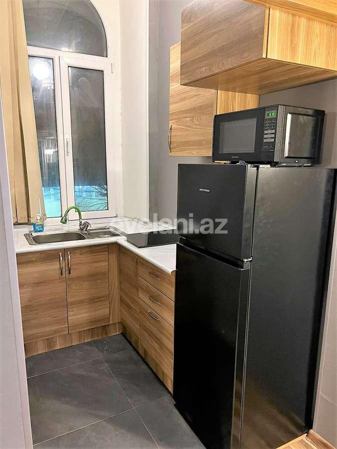 Продаётся, вторичка, 2-комнаты, 45 m², Баку, Насиминский r, Сахил m.