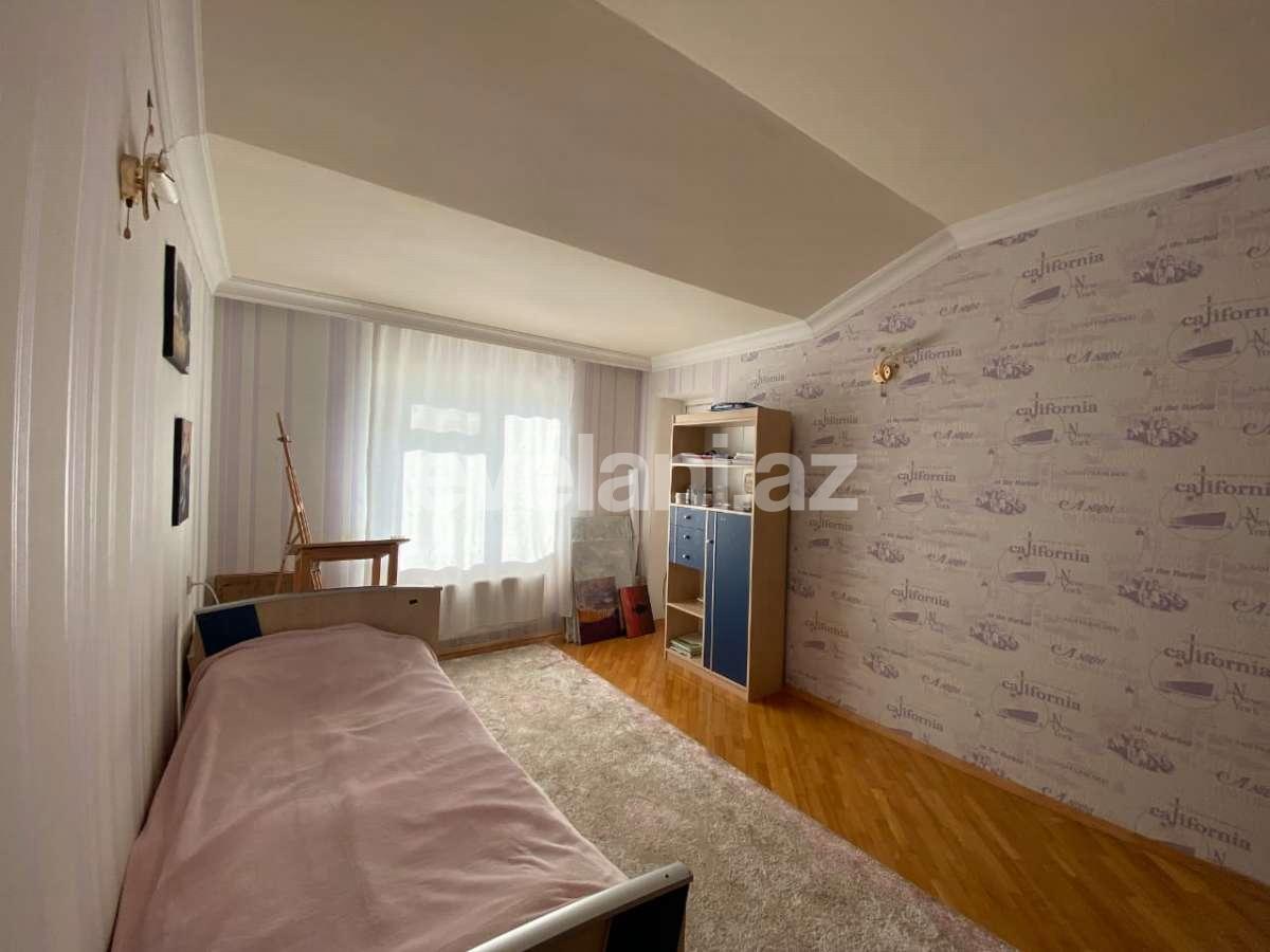 Satılır, yeni tikili, 5 otaqlı, 153 m², Bakı, Nizami r, Qara Qarayev m.