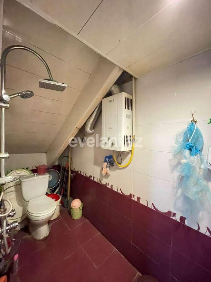 Satılır, köhnə tikili, 3 otaqlı, 50 m², Bakı, Səbail r, İçəri Şəhər m.