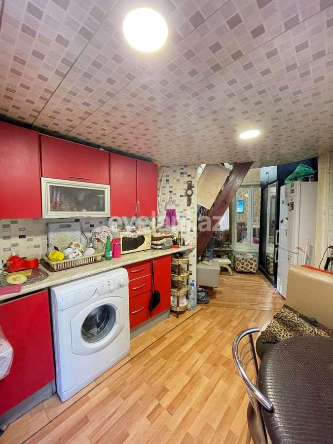 Satılır, köhnə tikili, 3 otaqlı, 50 m², Bakı, Səbail r, İçəri Şəhər m.