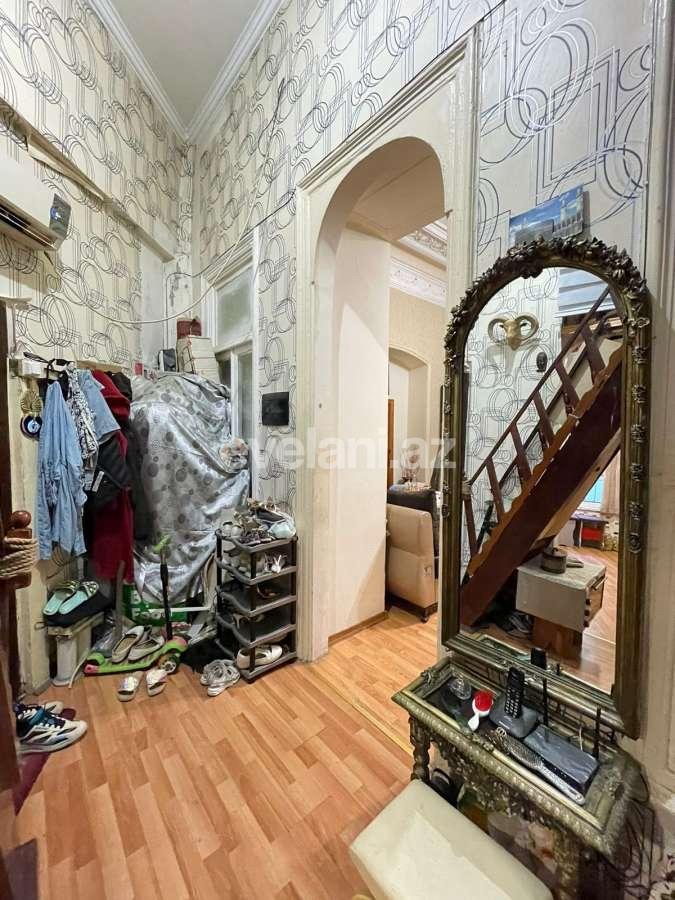 Satılır, köhnə tikili, 3 otaqlı, 50 m², Bakı, Səbail r, İçəri Şəhər m.