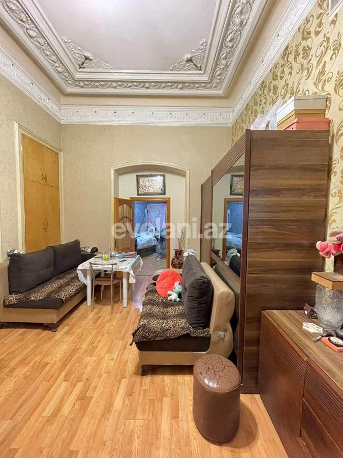 Satılır, köhnə tikili, 3 otaqlı, 50 m², Bakı, Səbail r, İçəri Şəhər m.