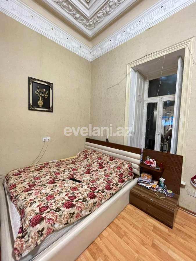 Satılır, köhnə tikili, 3 otaqlı, 50 m², Bakı, Səbail r, İçəri Şəhər m.