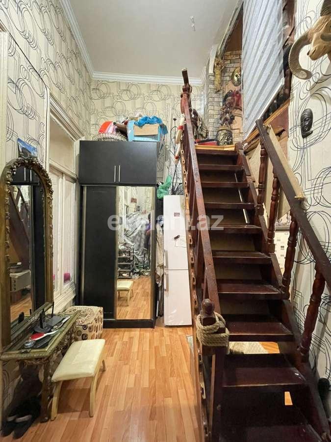 Satılır, köhnə tikili, 3 otaqlı, 50 m², Bakı, Səbail r, İçəri Şəhər m.