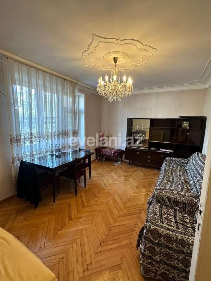 Kirayə verilir, köhnə tikili, 3 otaqlı, 90 m², Bakı, Nərimanov r.