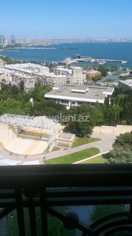 Rent, new building, 3 room, 140 m², Baku, Sabail r, Icheri Sheher m.