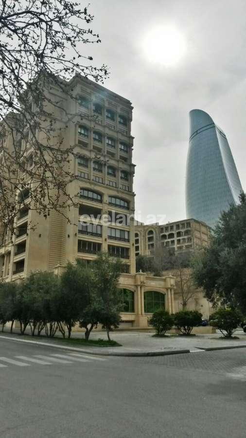 Rent, new building, 3 room, 140 m², Baku, Sabail r, Icheri Sheher m.