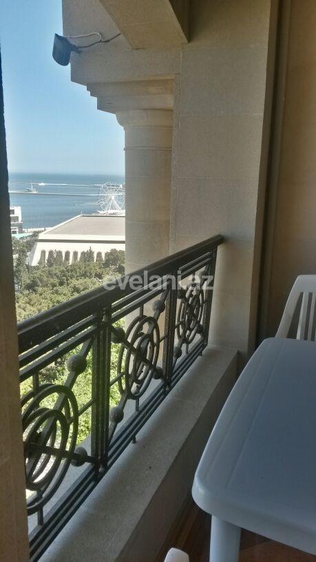 Rent, new building, 3 room, 140 m², Baku, Sabail r, Icheri Sheher m.