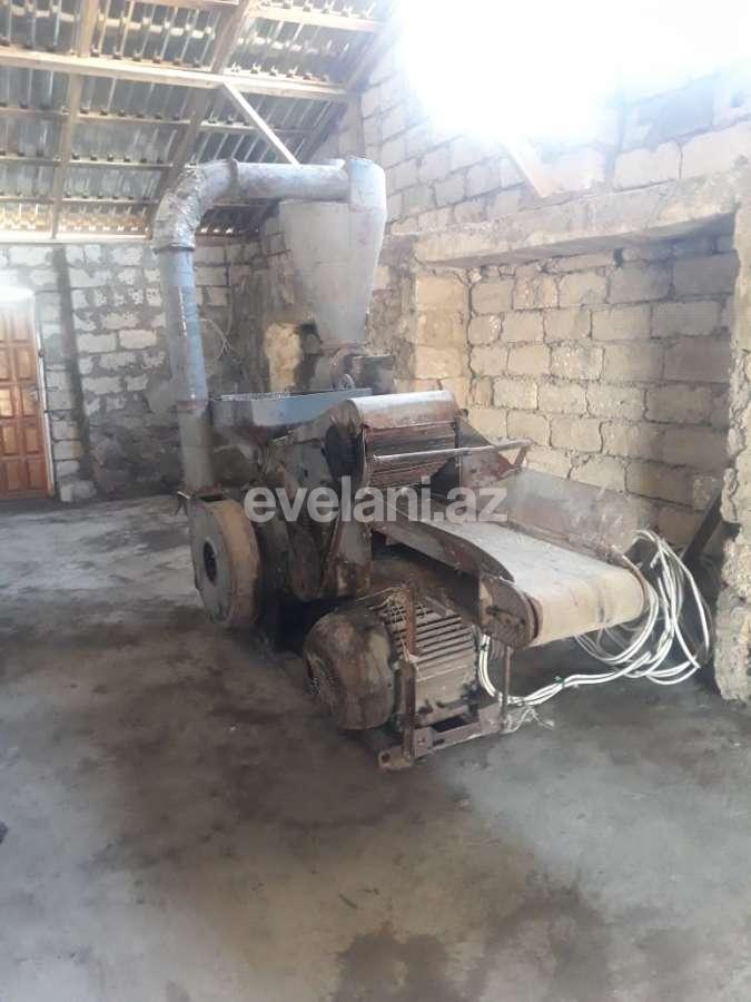 Satılır, obyekt, 4200 m², Xudat