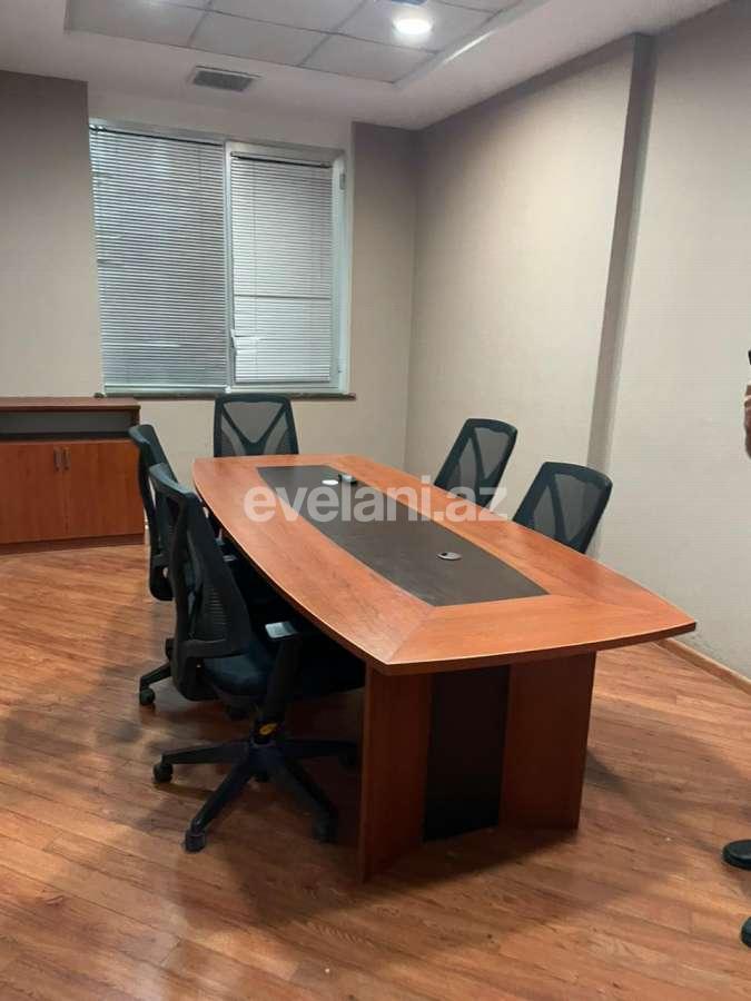 Rent, office, 4 room, 150 m², Baku, Yasamal r, Yasamal d, Elmlar Akademiyası m.