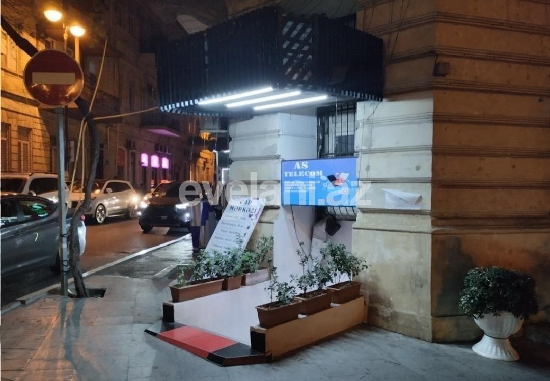 Kirayə verilir, obyekt, 55 m², Bakı, Səbail r, İçəri Şəhər m.