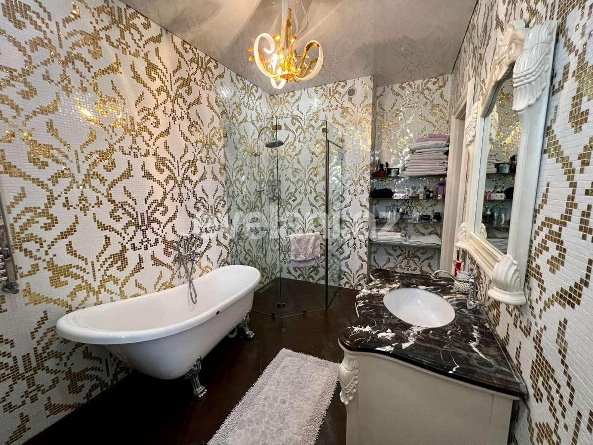 Satılır, yeni tikili, 5 otaqlı, 260 m², Bakı, Nəsimi r, 4-cü mikrorayon q, Memar Əcəmi m.