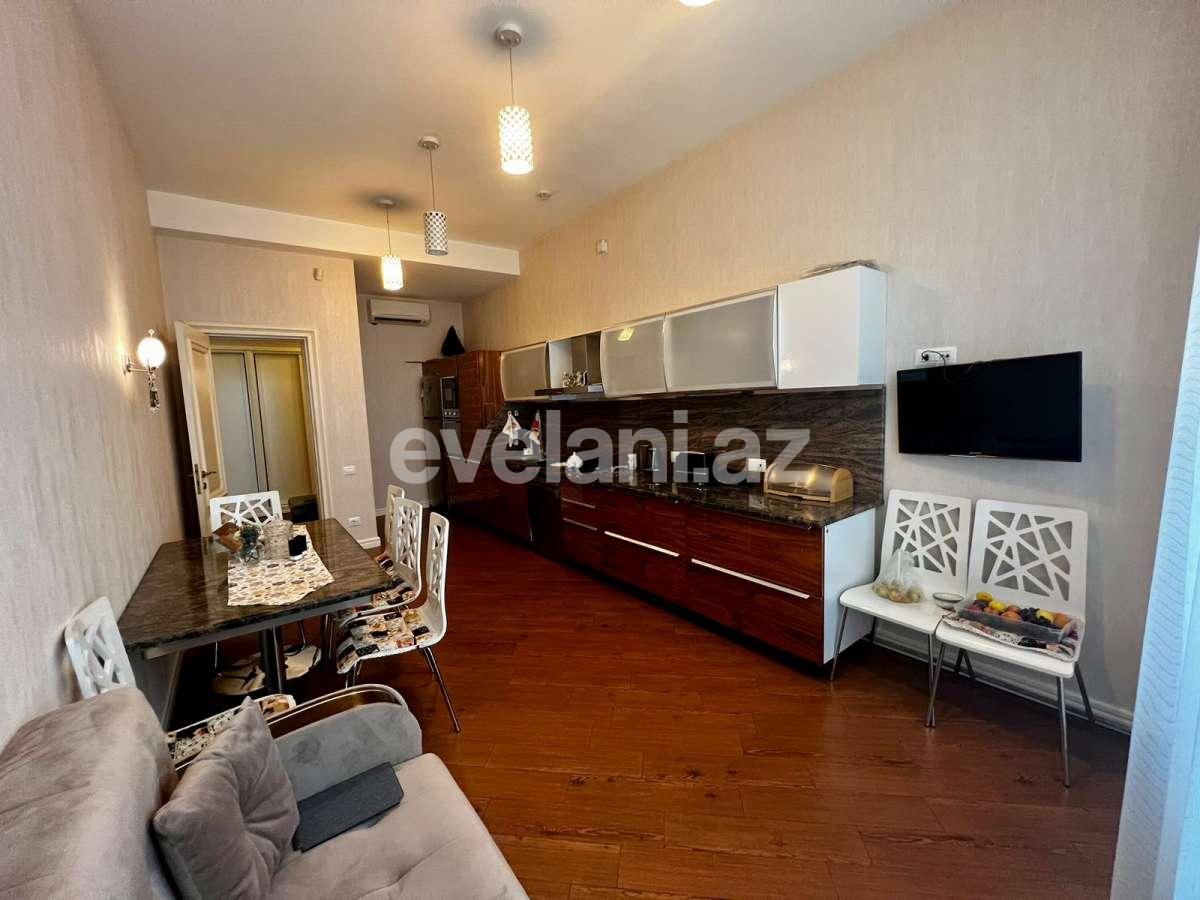 Satılır, yeni tikili, 5 otaqlı, 260 m², Bakı, Nəsimi r, 4-cü mikrorayon q, Memar Əcəmi m.