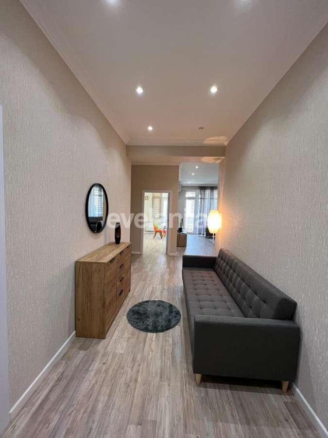 Kirayə verilir, yeni tikili, 2 otaqlı, 95 m², Bakı, Yasamal r.