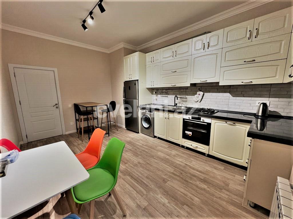 Kirayə verilir, yeni tikili, 2 otaqlı, 95 m², Bakı, Yasamal r.