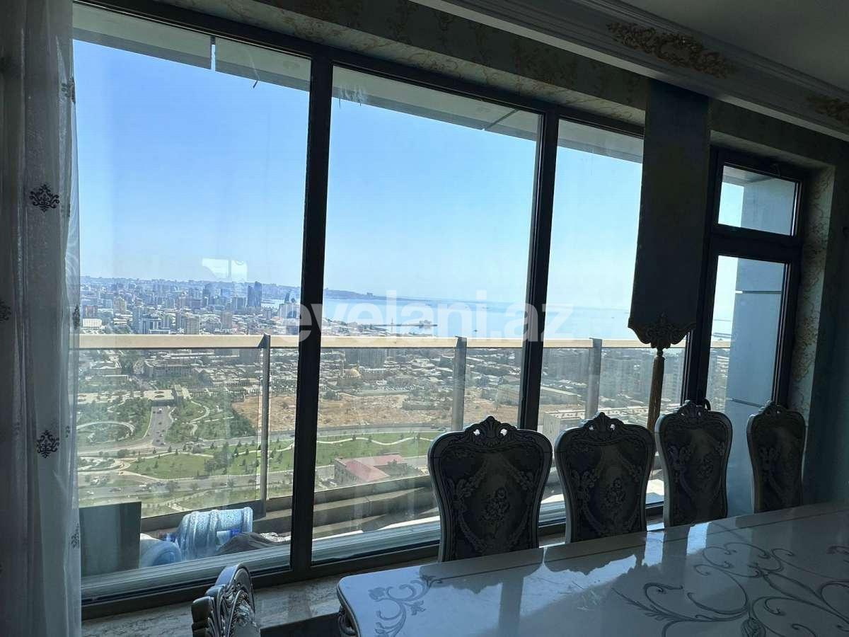 Satılır, yeni tikili, 3 otaqlı, 220 m², Bakı, Yasamal r, Elmlər Akademiyası m.