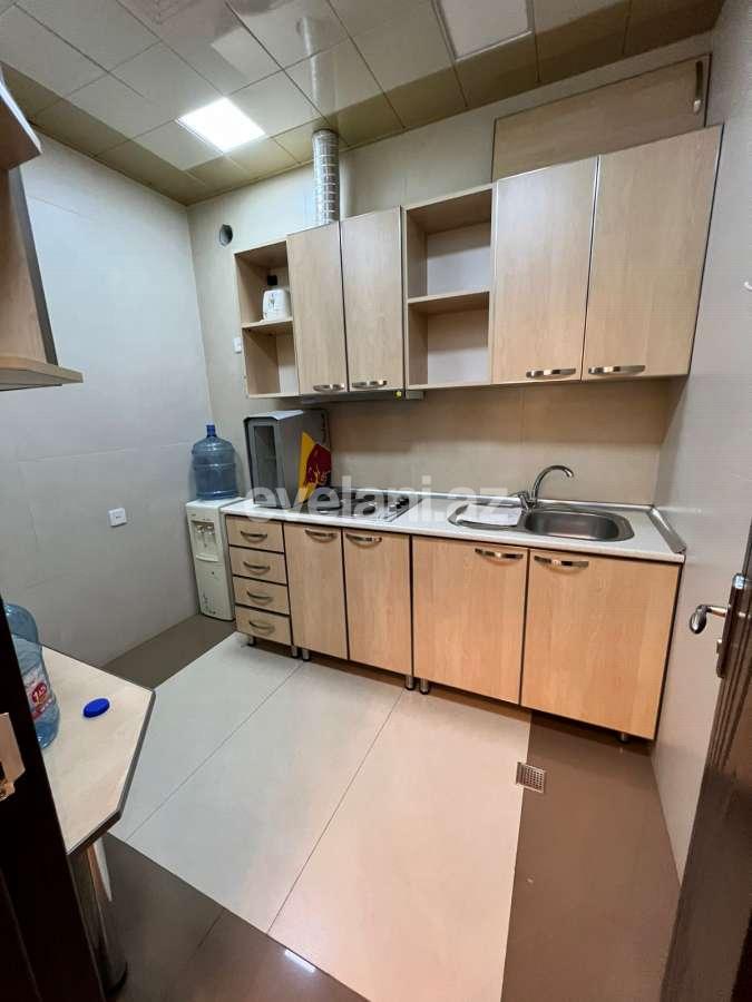 Kirayə verilir, ofis, 2 otaqlı, 80 m², Bakı, Nəsimi r.