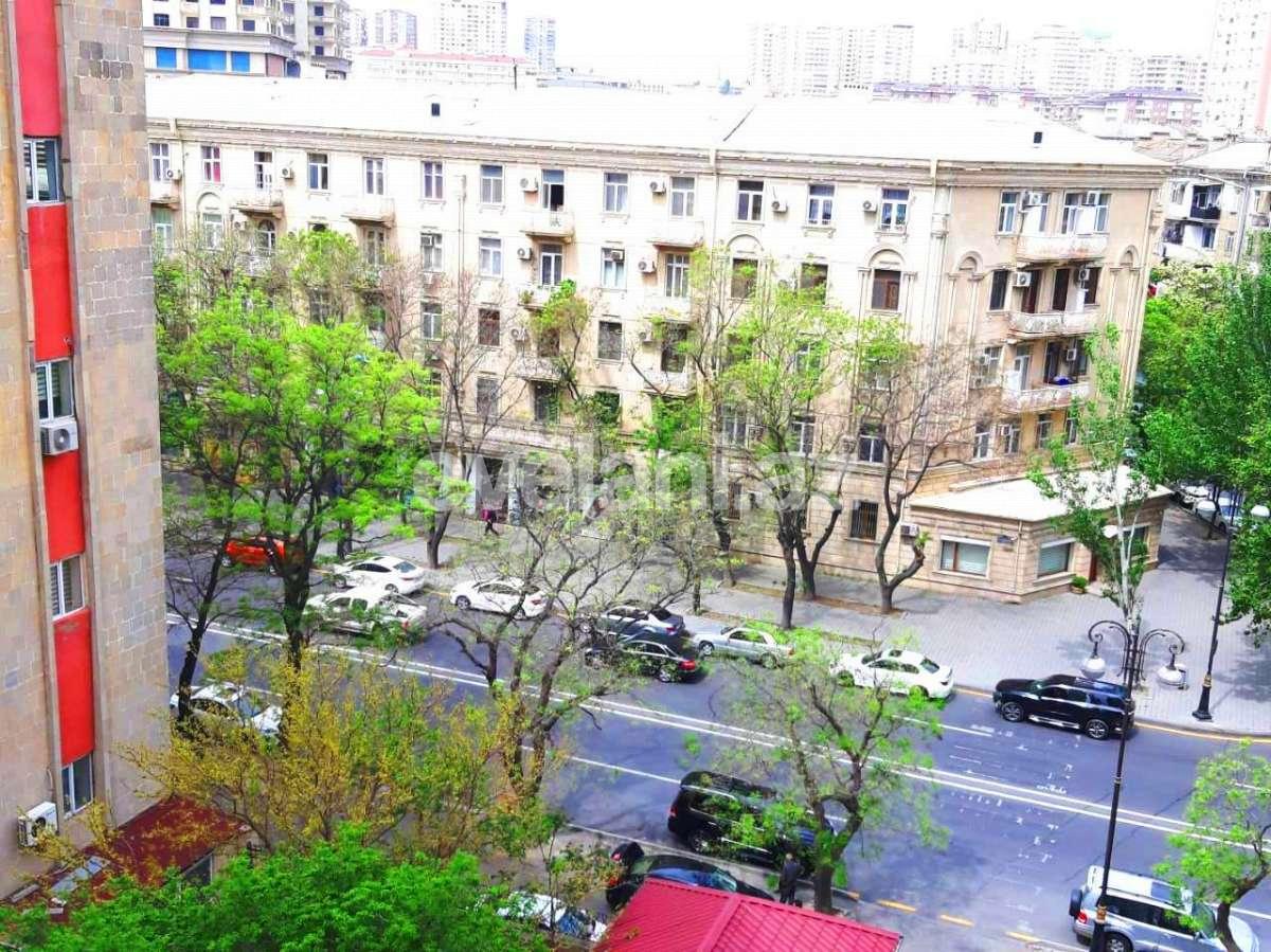 Sale, new building, 4 room, 230 m², Baku, Yasamal r, Elmlar Akademiyası m.