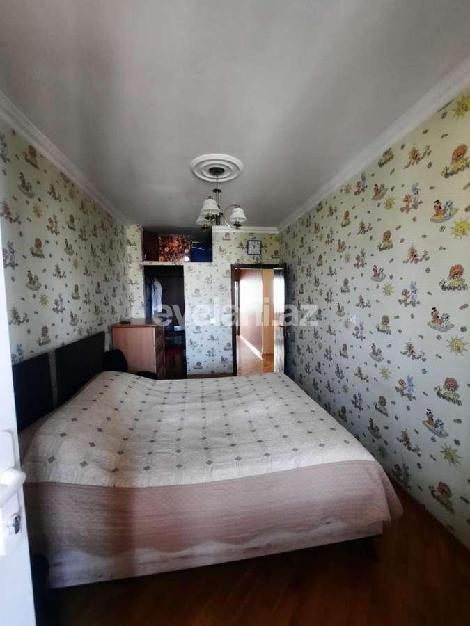 Satılır, köhnə tikili, 4 otaqlı, 100 m², Bakı, Sabunçu r, Bakıxanov q.