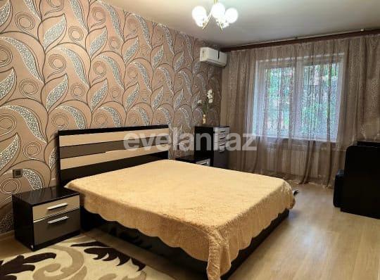 Satılır, köhnə tikili, 2 otaqlı, 60 m², Bakı, Nəsimi r, 8 Noyabr m.