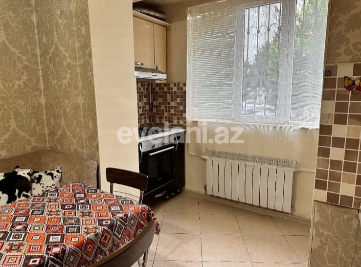 Satılır, köhnə tikili, 2 otaqlı, 60 m², Bakı, Nəsimi r, 8 Noyabr m.
