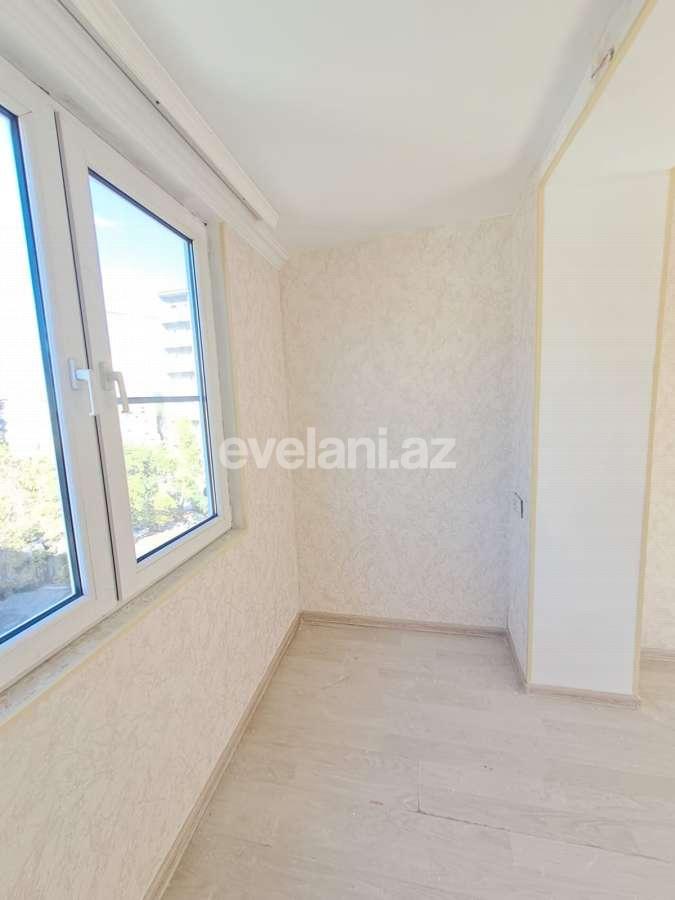 Sale, old building, 1 room, 35 m², Baku, Yasamal r, Inshaatchilar m.