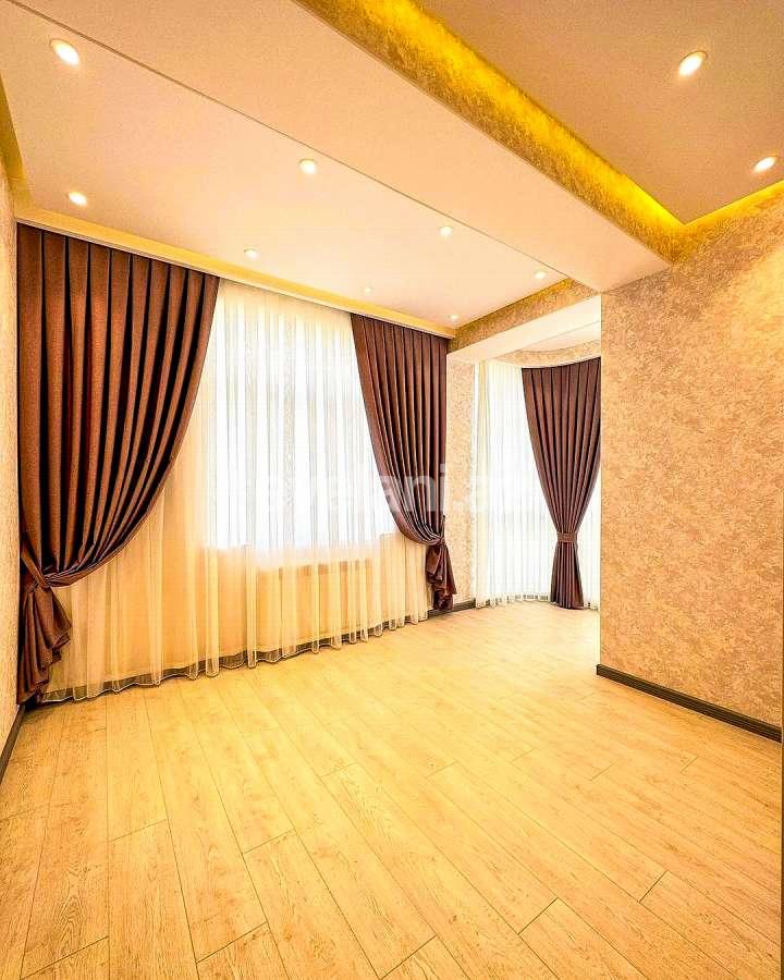 Satılır, yeni tikili, 4 otaqlı, 136 m², Bakı, Xətai r, Həzi Aslanov m.
