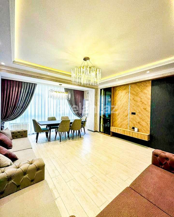 Satılır, yeni tikili, 4 otaqlı, 136 m², Bakı, Xətai r, Həzi Aslanov m.