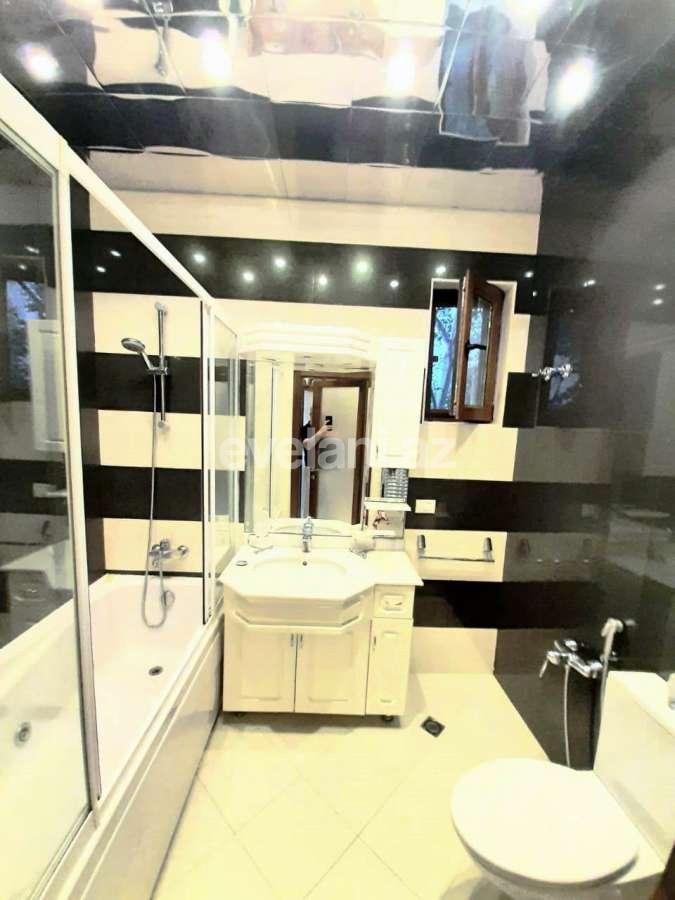 Rent, new building, 4 room, 130 m², Baku, Sabail r, Sahil m.